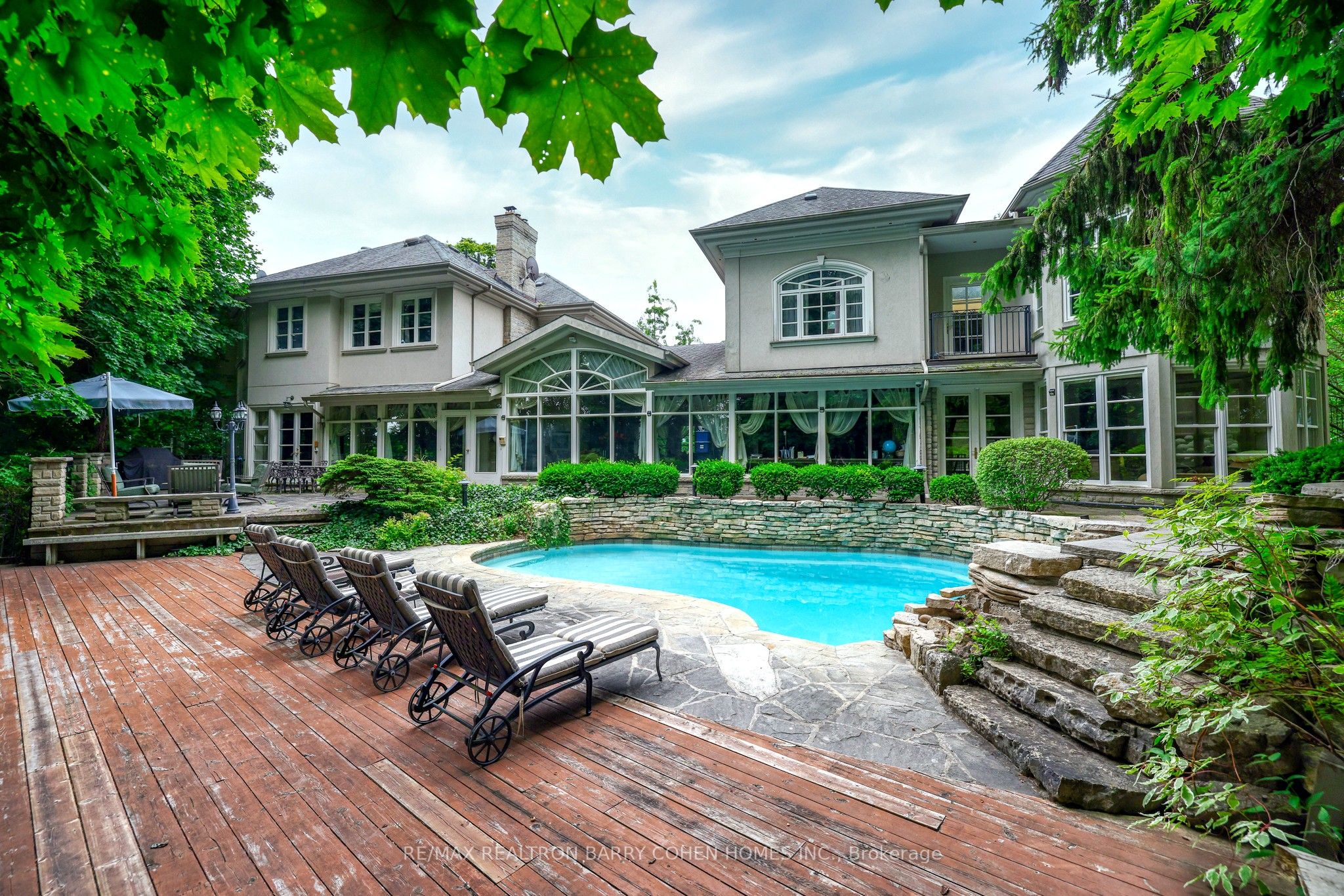 340 Riverview Drive