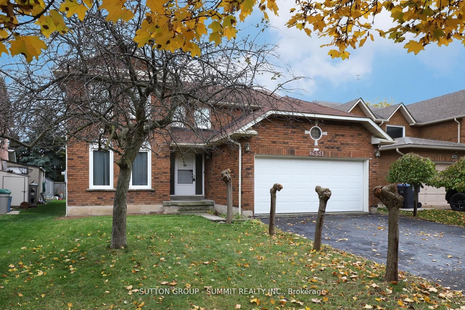 2654 Ambercroft Trail