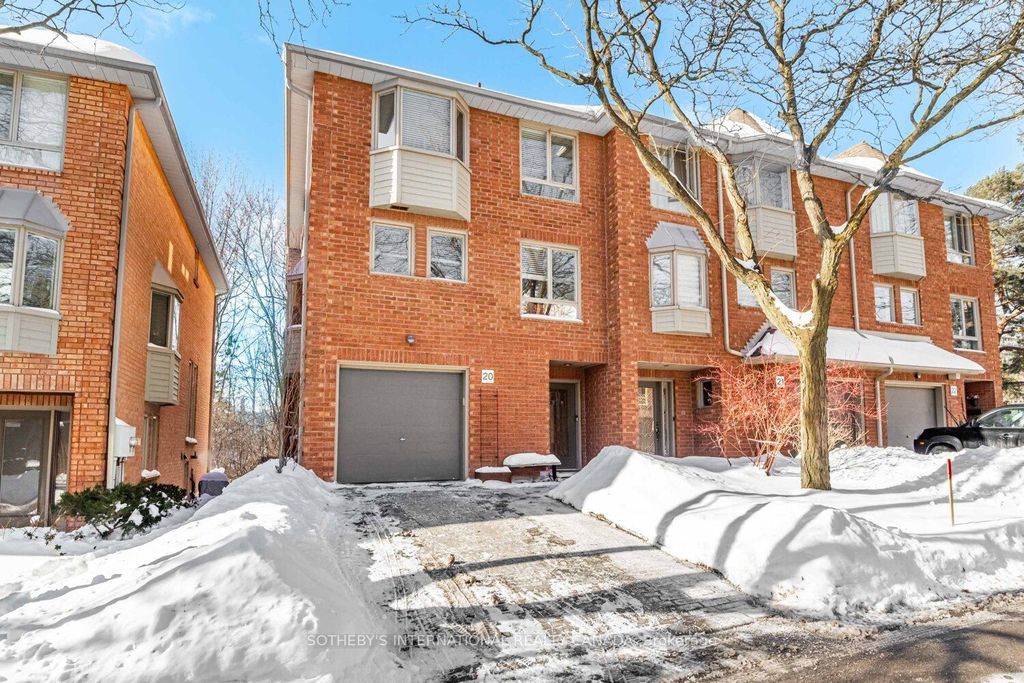 Photo of 125 Weldrick Road W #20, Richmond Hill, ON L4C 3V2 (MLS # N12751738)