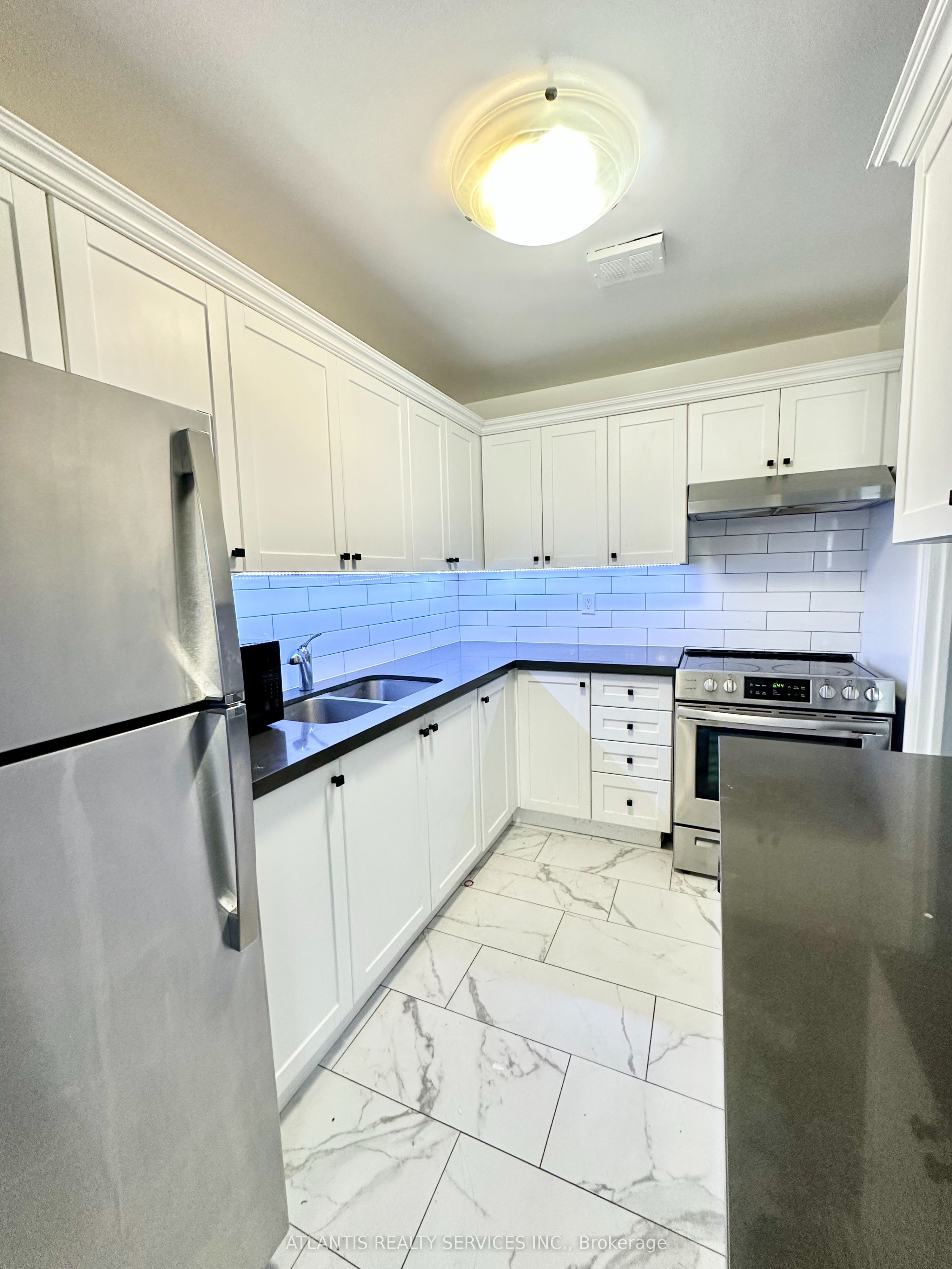 50 East Street 106