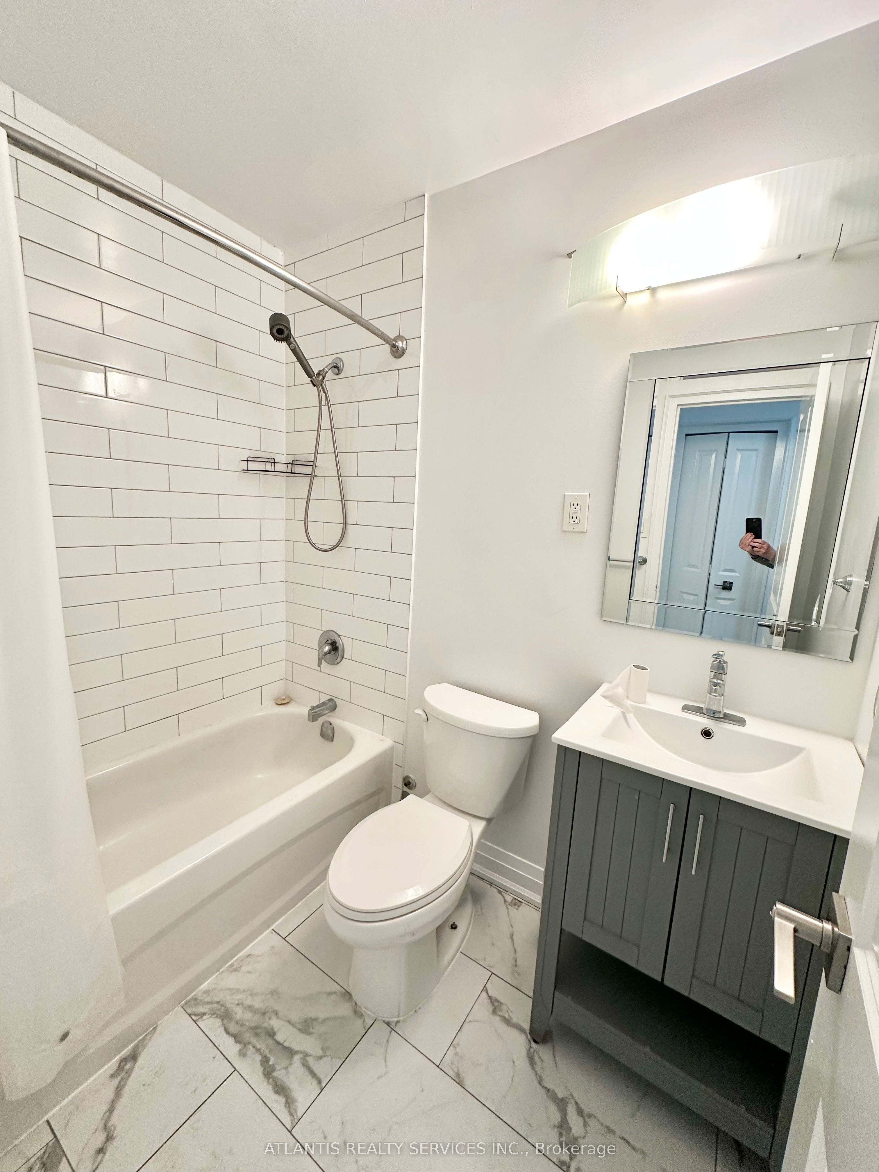 50 East Street 106