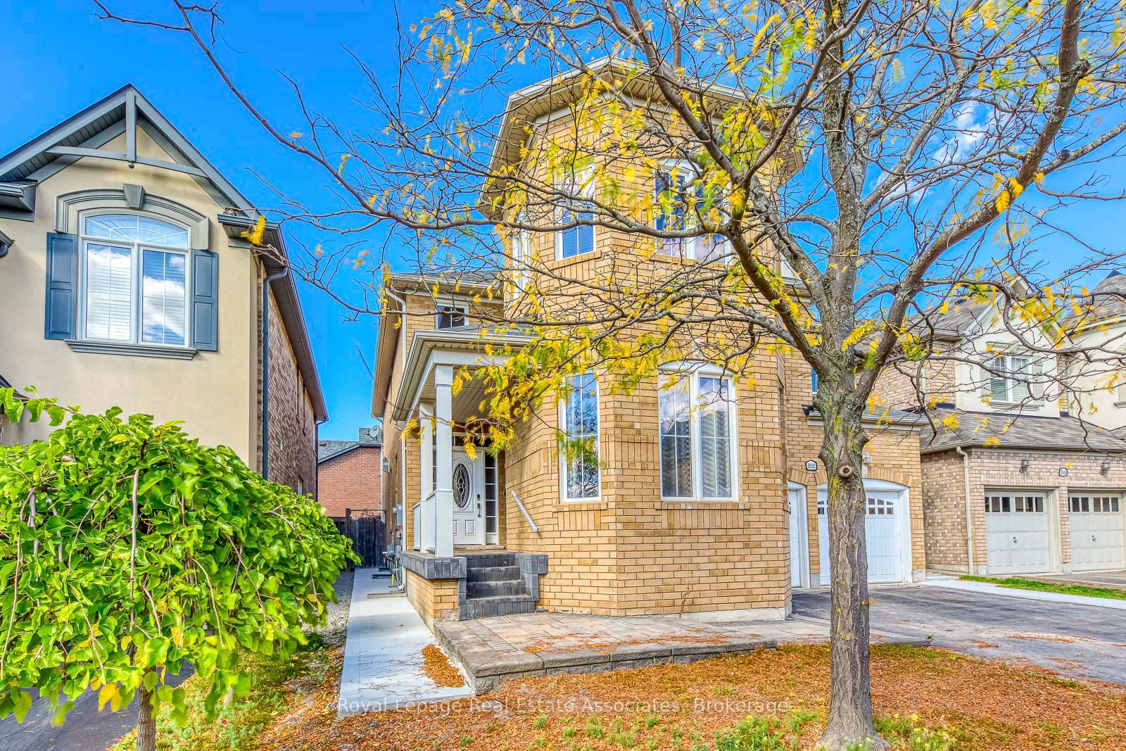 1052 Kelman Court Lower