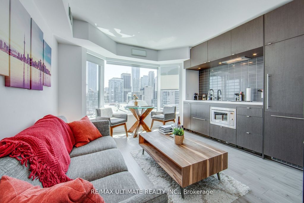Photo of 155 Yorkville Avenue #1705, Toronto, ON M6K 0C8 (MLS # C12907250)