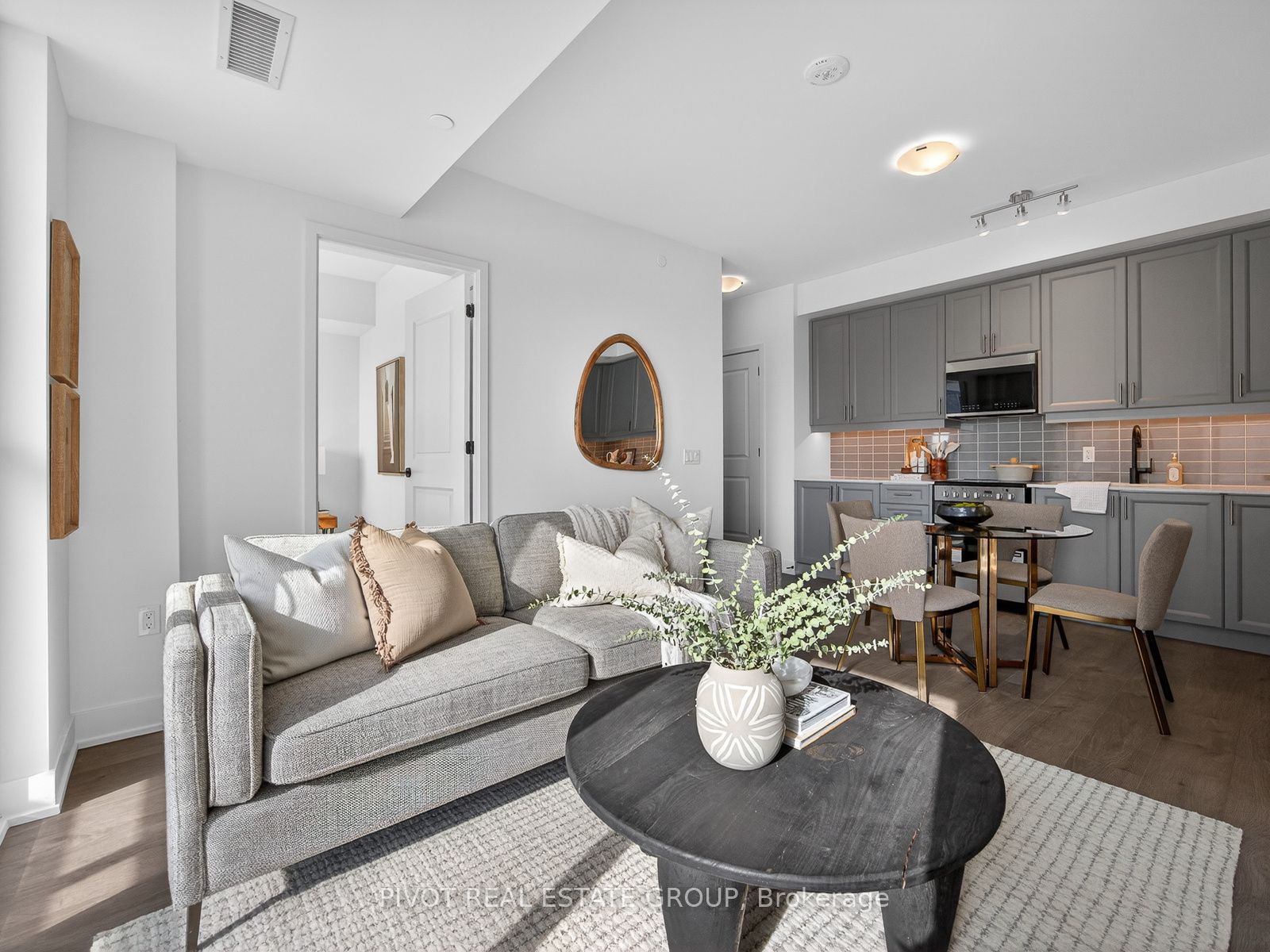 2333 Khalsa Gate 210