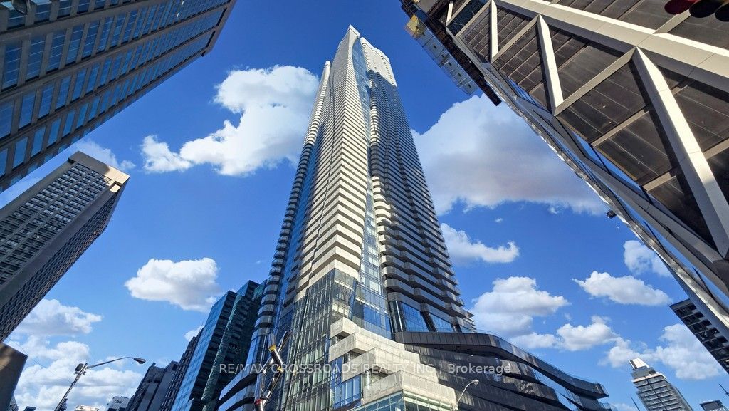 Photo of 1 Bloor Street #3208, Toronto, ON M4W 0A8 (MLS # C12988090)