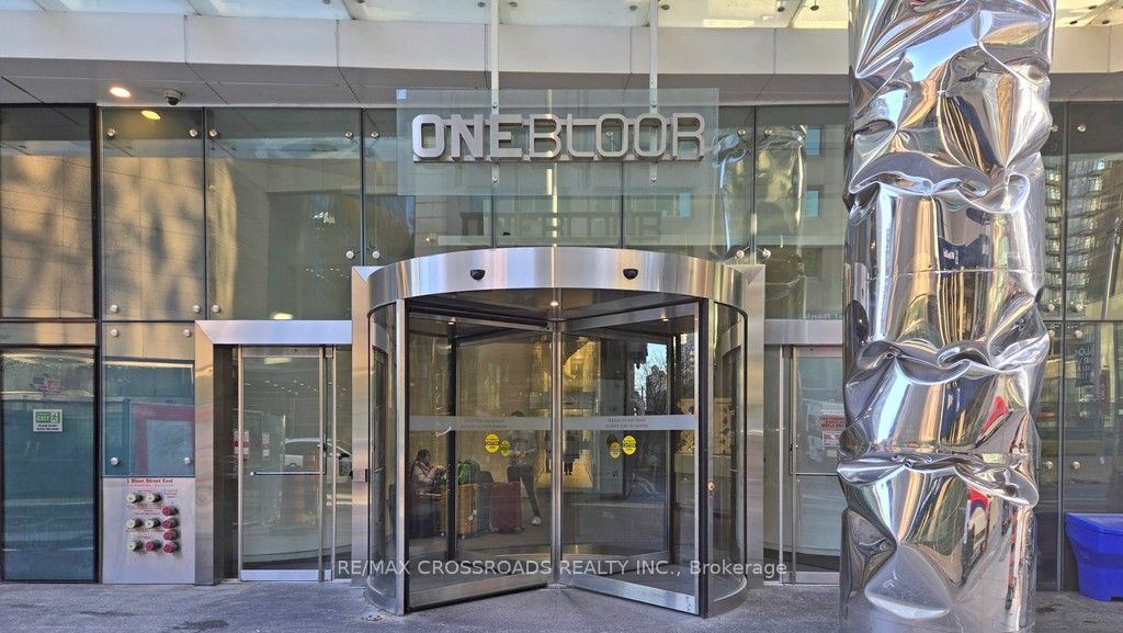 Photo of 1 Bloor Street #3208, Toronto, ON M4W 0A8 (MLS # C12988090)