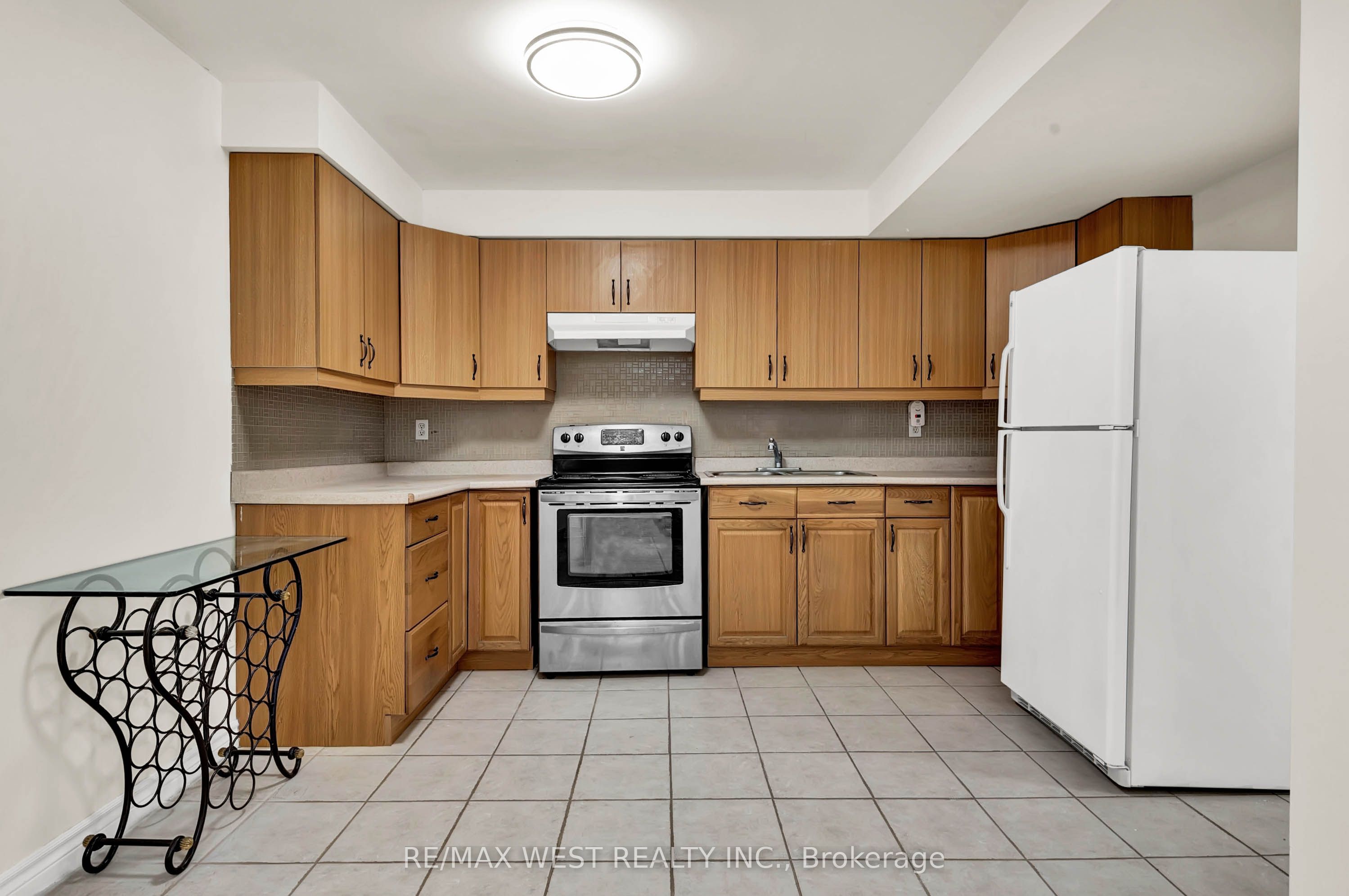 131 Bernard Avenue Bsmt