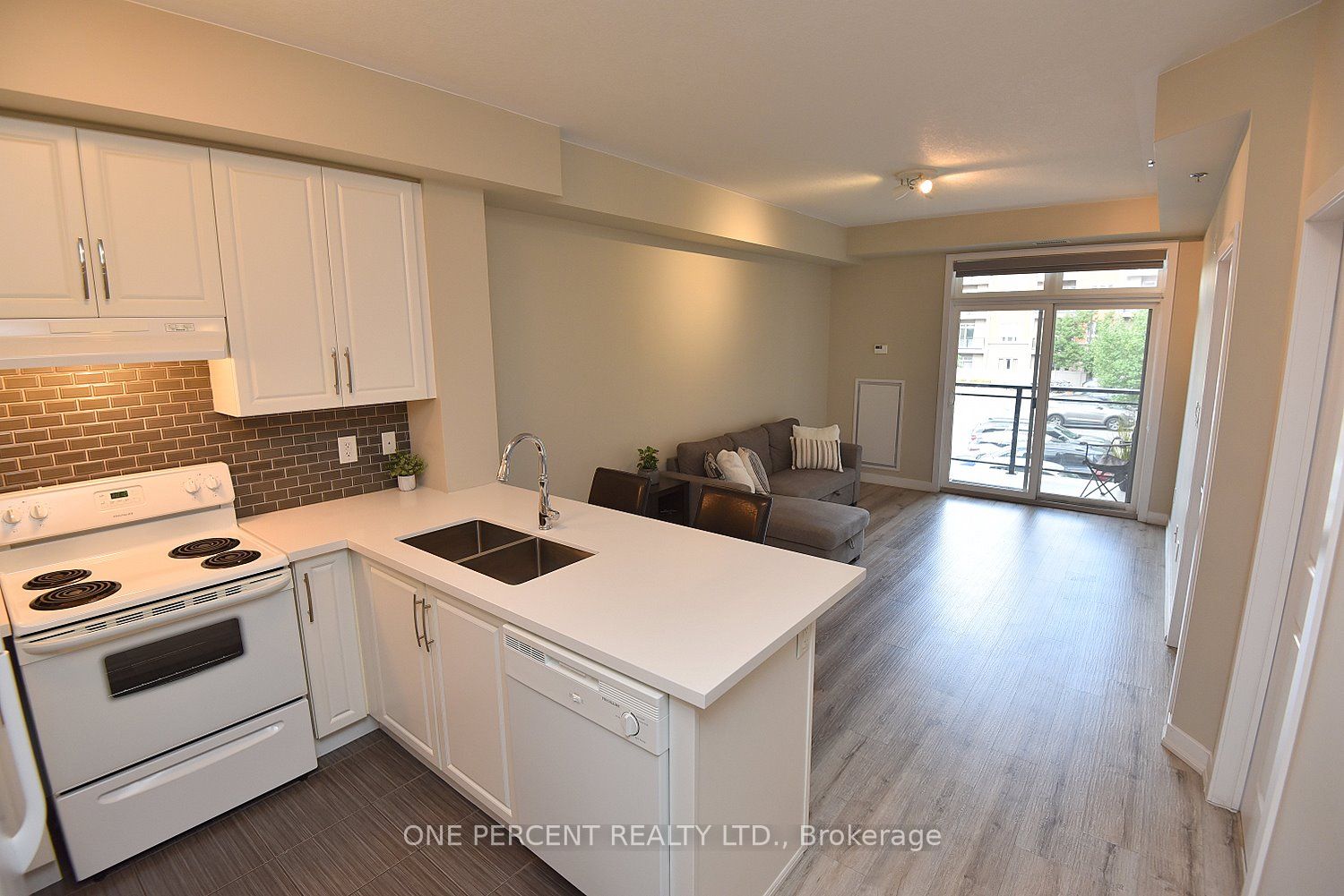 5317 Upper Middle Road 231