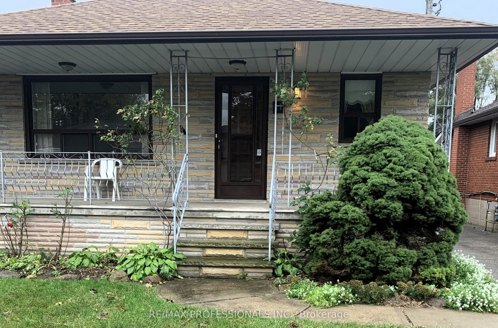 Photo of 41 Stanmills Road, Toronto, ON M8Z 1Y1 (MLS # W14086404)