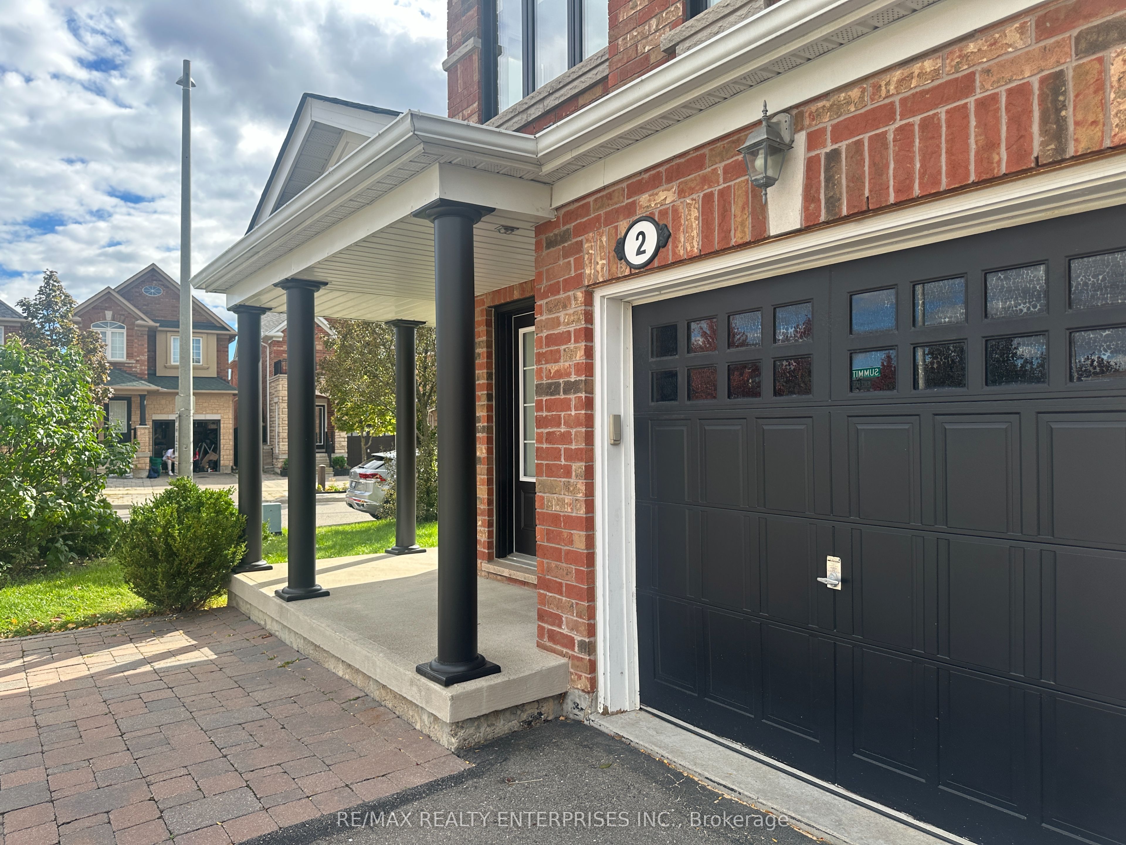 2 Summit Drive