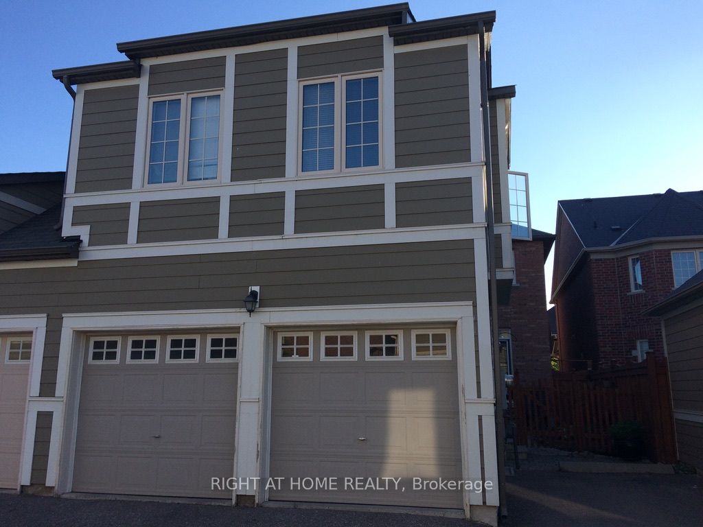 7 Ivy Stone Court Coach House