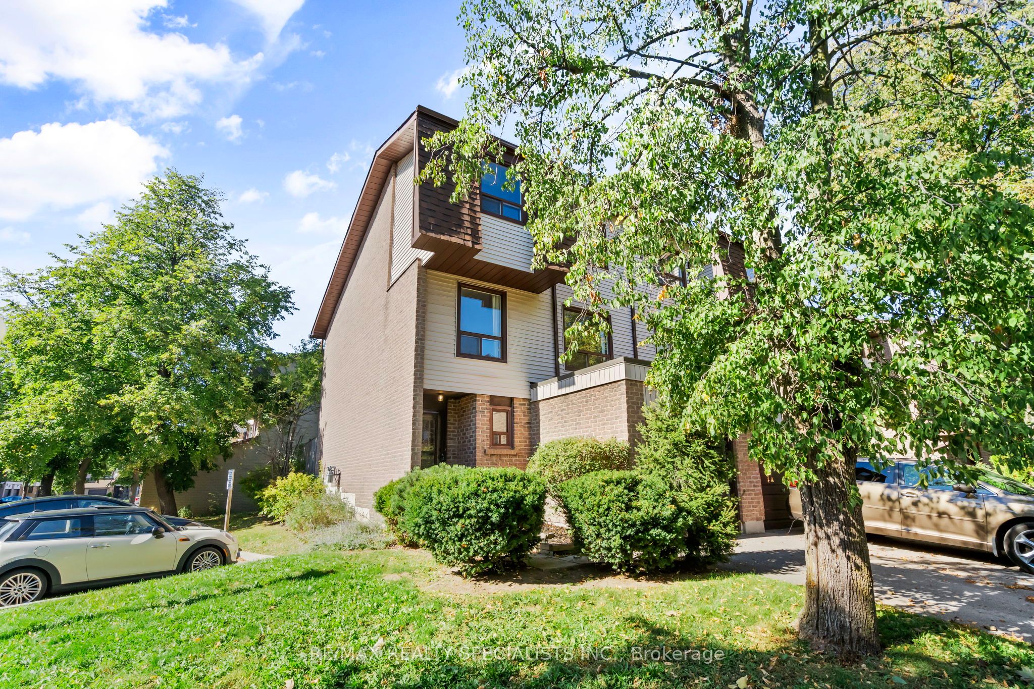 6040 Montevideo Road 56