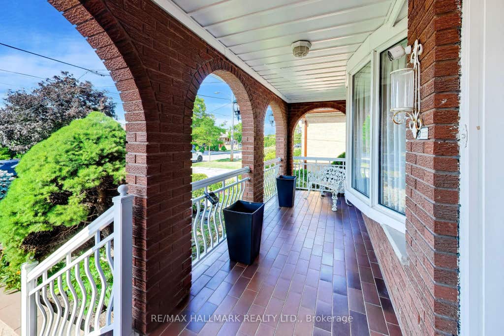 Photo of 5 Byworth Boulevard, Toronto, ON M9R 1W7 (MLS # W13628708)