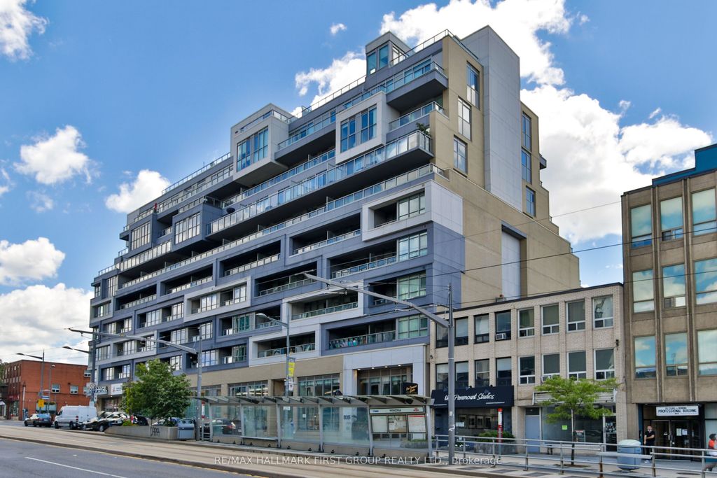 Photo of 835 St Clair Avenue W #401, Toronto, ON M6C 2N5 (MLS # C12639324)