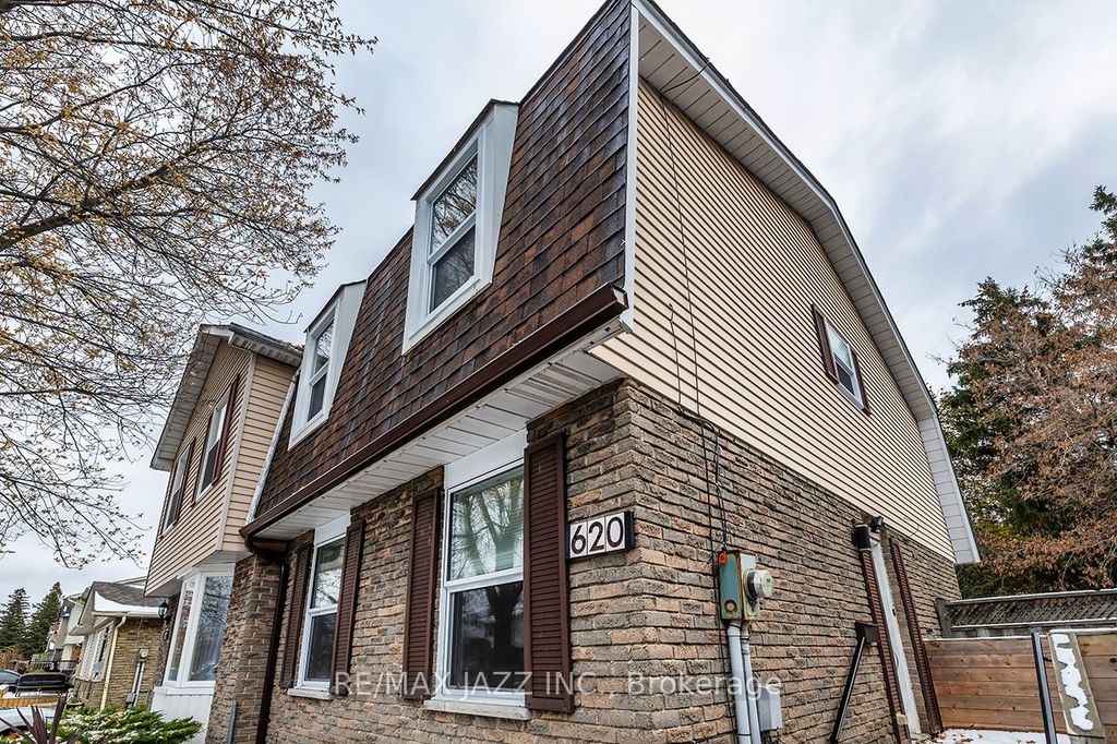 Photo of 620 Dorchester Drive, Oshawa, ON L1J 6L5 (MLS # E12537076)