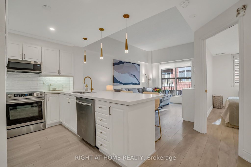 Photo of 4198 Dundas Street W #205, Toronto, ON M8X 1Y6 (MLS # W12405766)