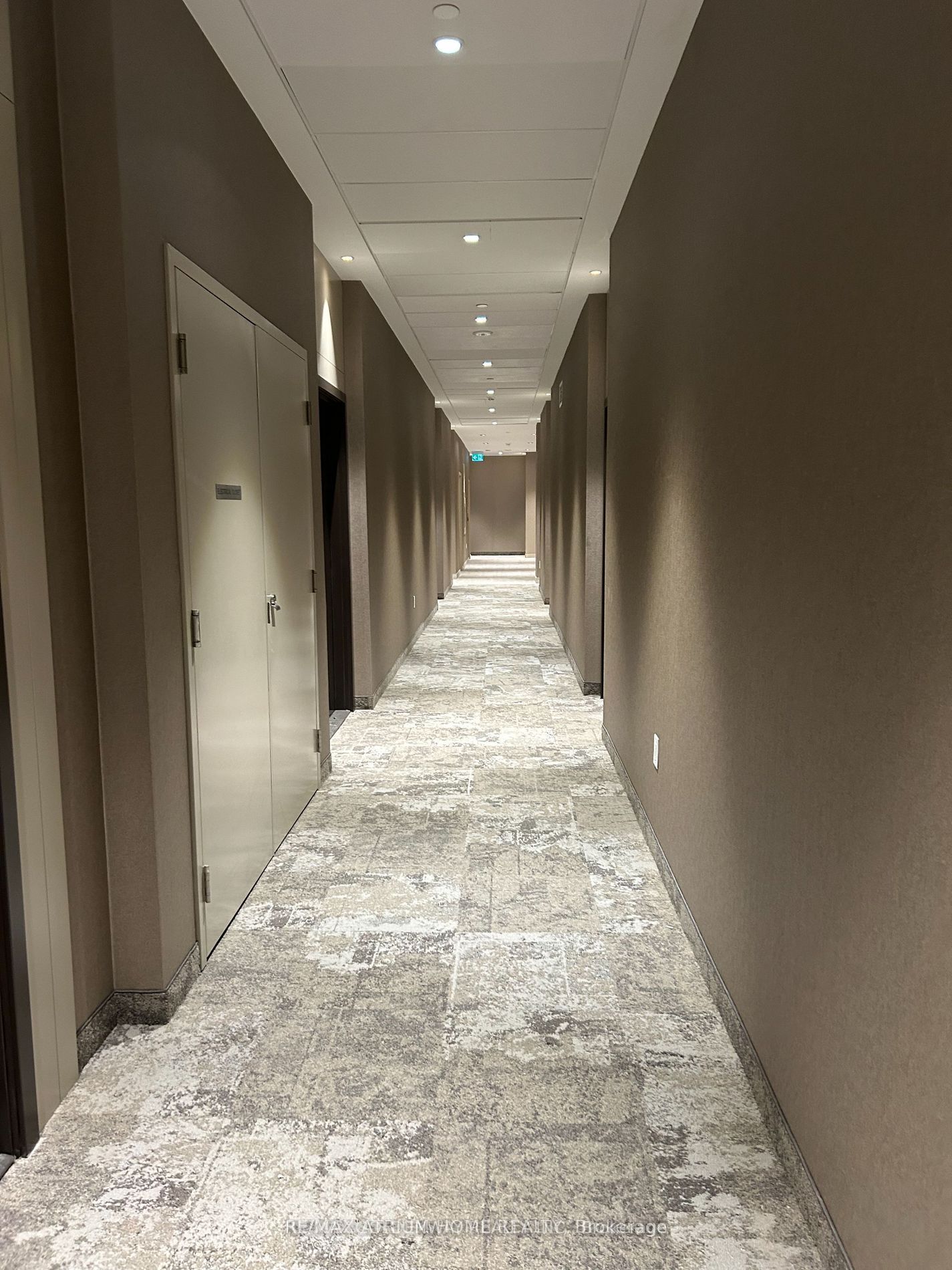 38 Honeycrisp Crescent 2112