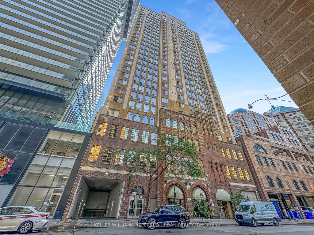 Photo of 25 Grenville Street #2005, Toronto, ON M4Y 2X5 (MLS # C12426770)