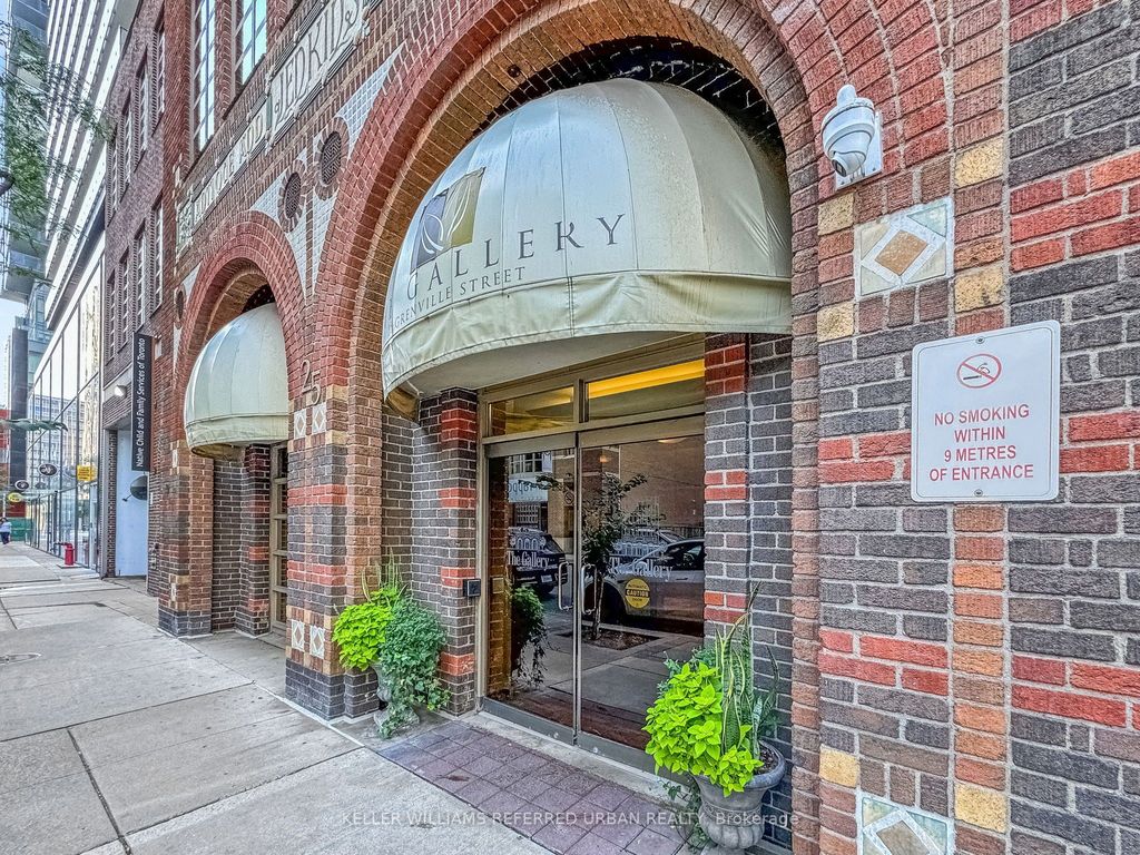 Photo of 25 Grenville Street #2005, Toronto, ON M4Y 2X5 (MLS # C12426770)