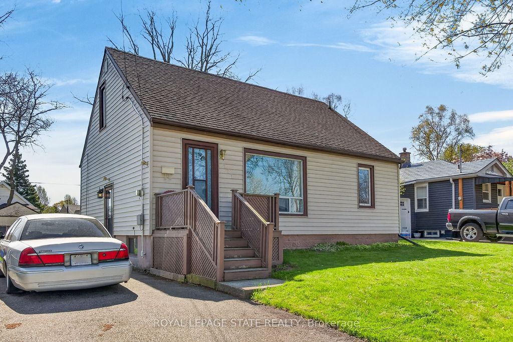 Photo of 227 West 19th Street, Hamilton, ON L9C 4J3 (MLS # X13086784)