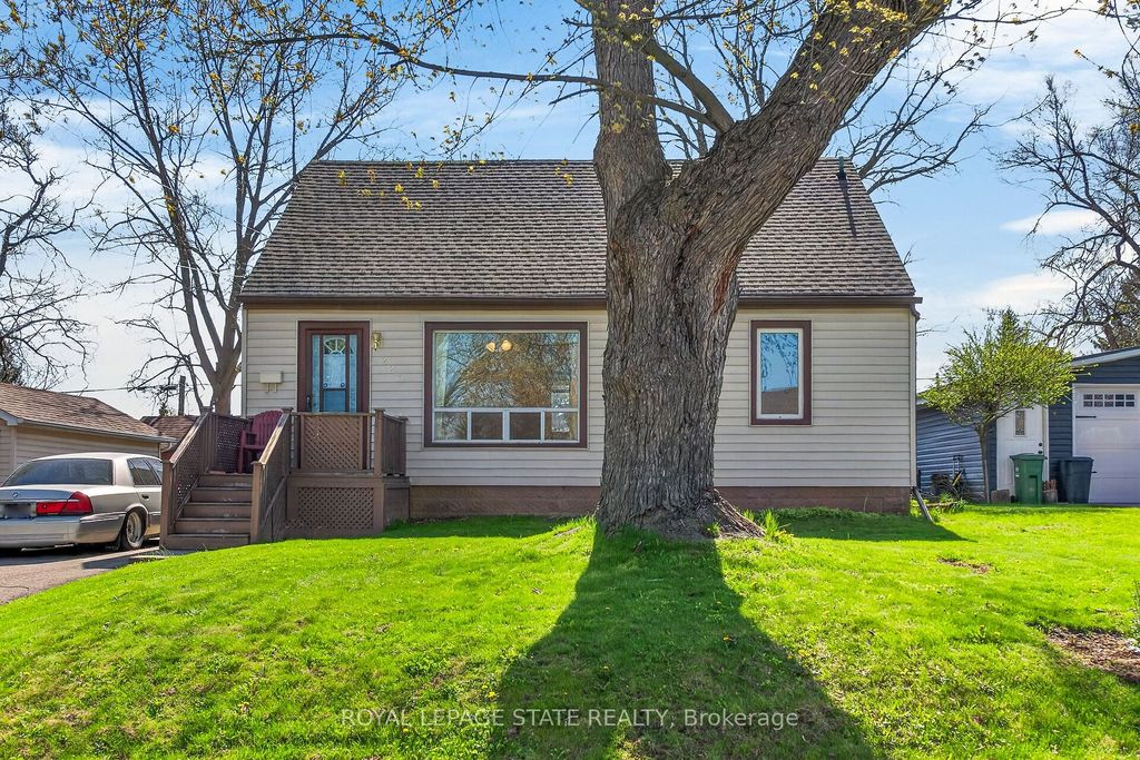 Photo of 227 West 19th Street, Hamilton, ON L9C 4J3 (MLS # X13086784)