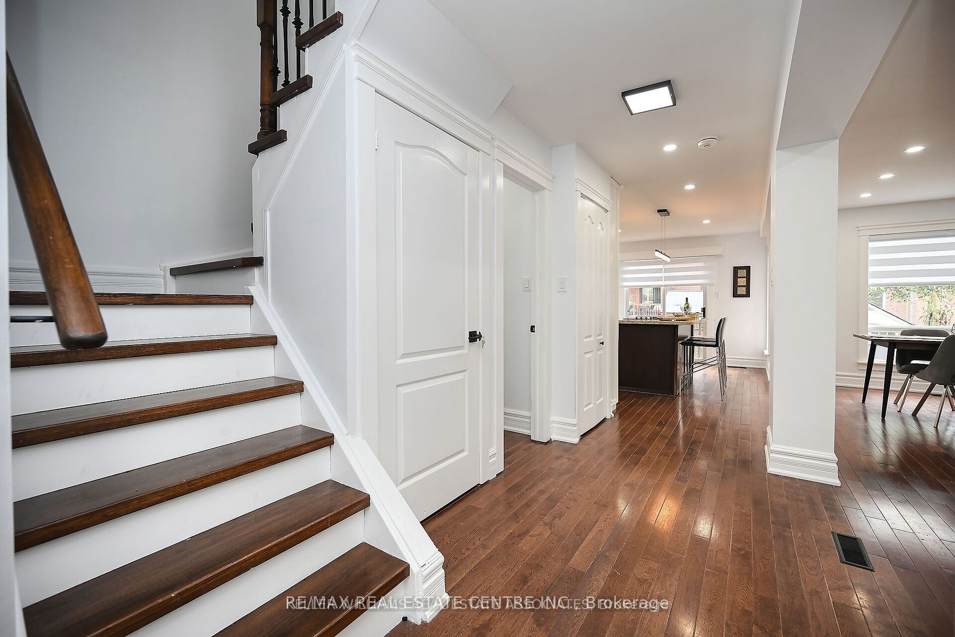 3845 Althorpe (Upper ) Circle