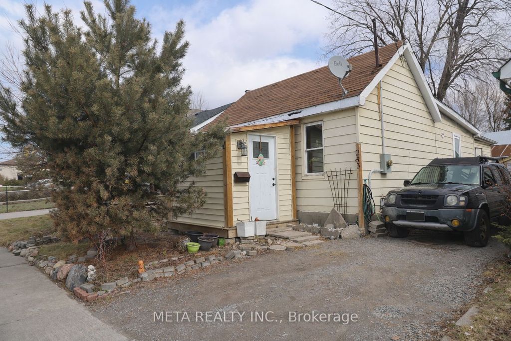 Photo of 283 Park Road S, Oshawa, ON L1J 4H4 (MLS # E12905890)
