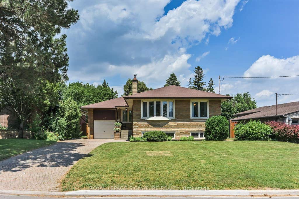 Photo of 22 Anewen Drive, Toronto, ON M4A 1S2 (MLS # C13526132)