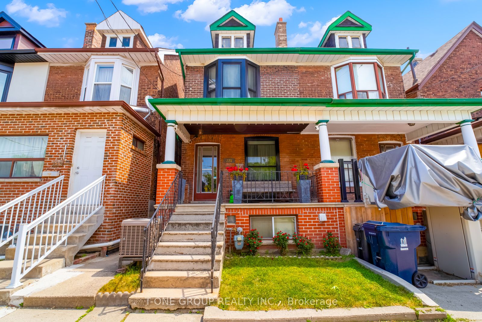 221 Christie Street