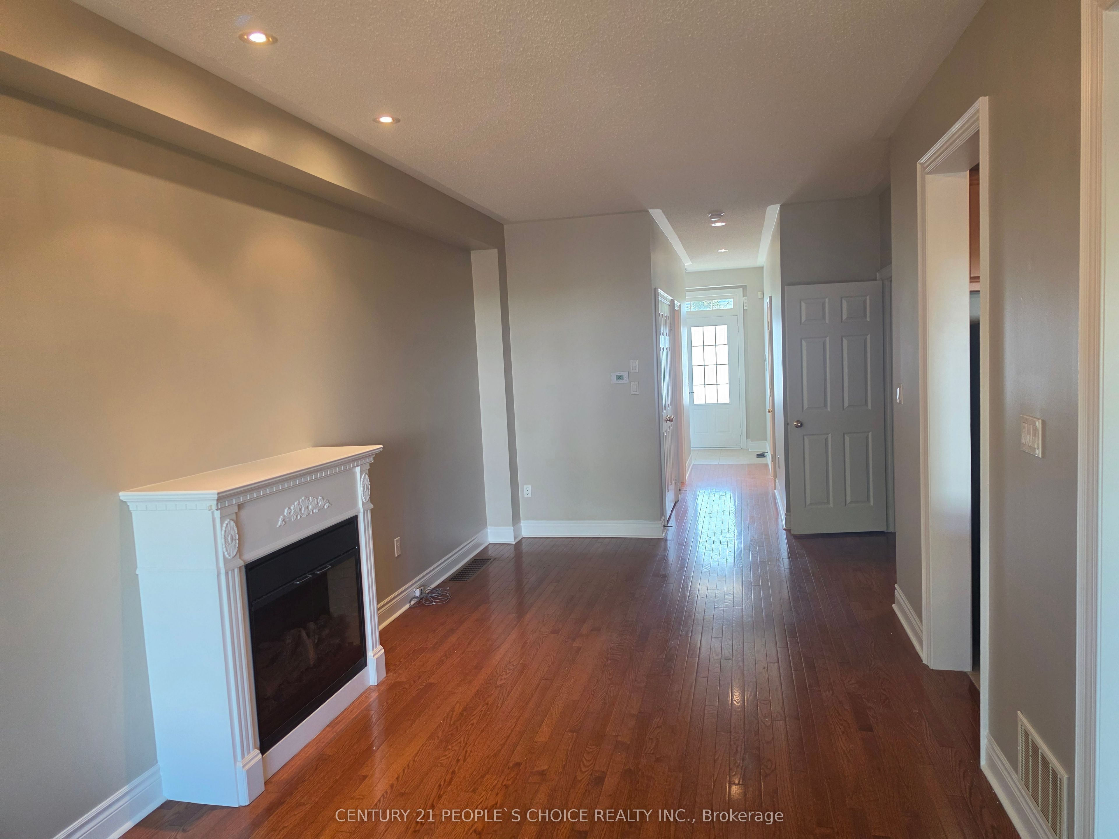 320 Ravineview Drive 3