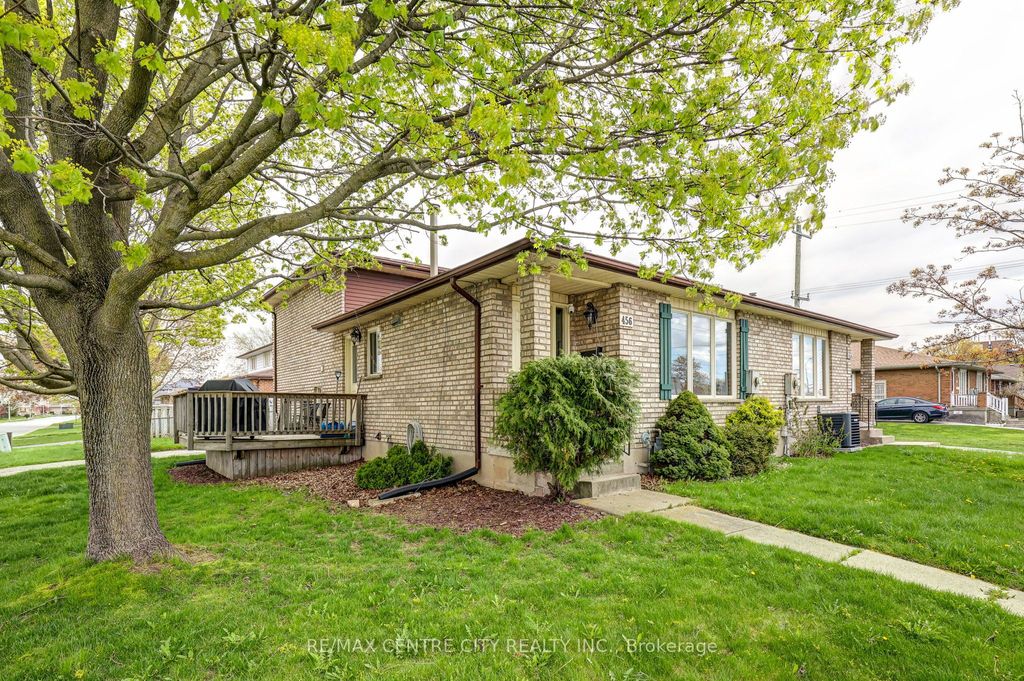 Photo of 456 Wellington Street, St. Thomas, ON N5R 5X8 (MLS # X13091498)