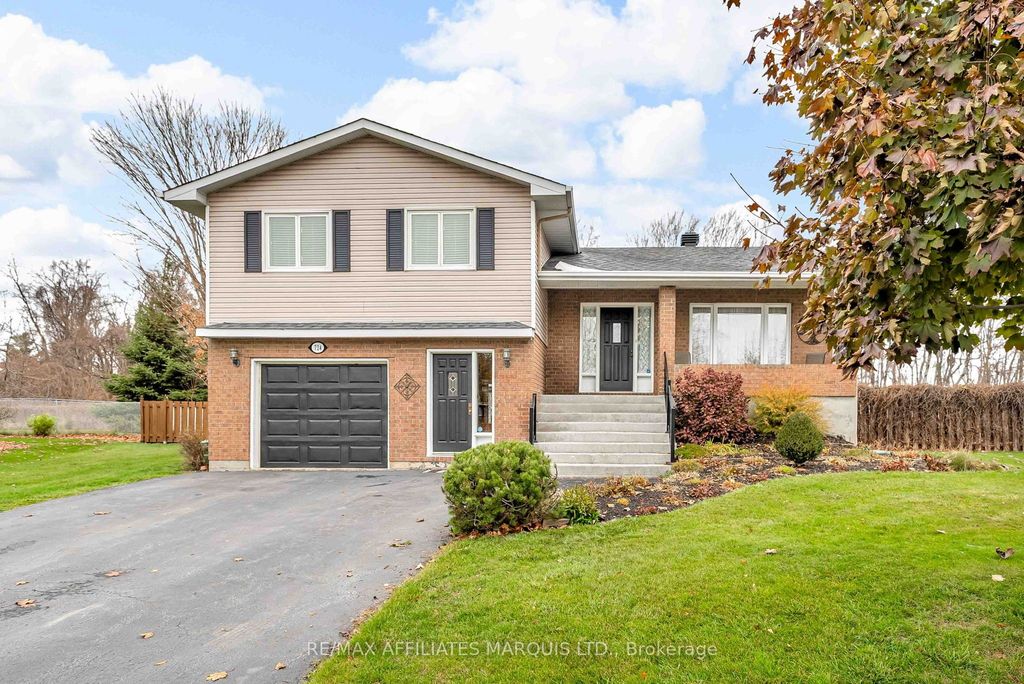 Photo of 724 Jase Street, Cornwall, ON K6H 7E3 (MLS # X12549740)