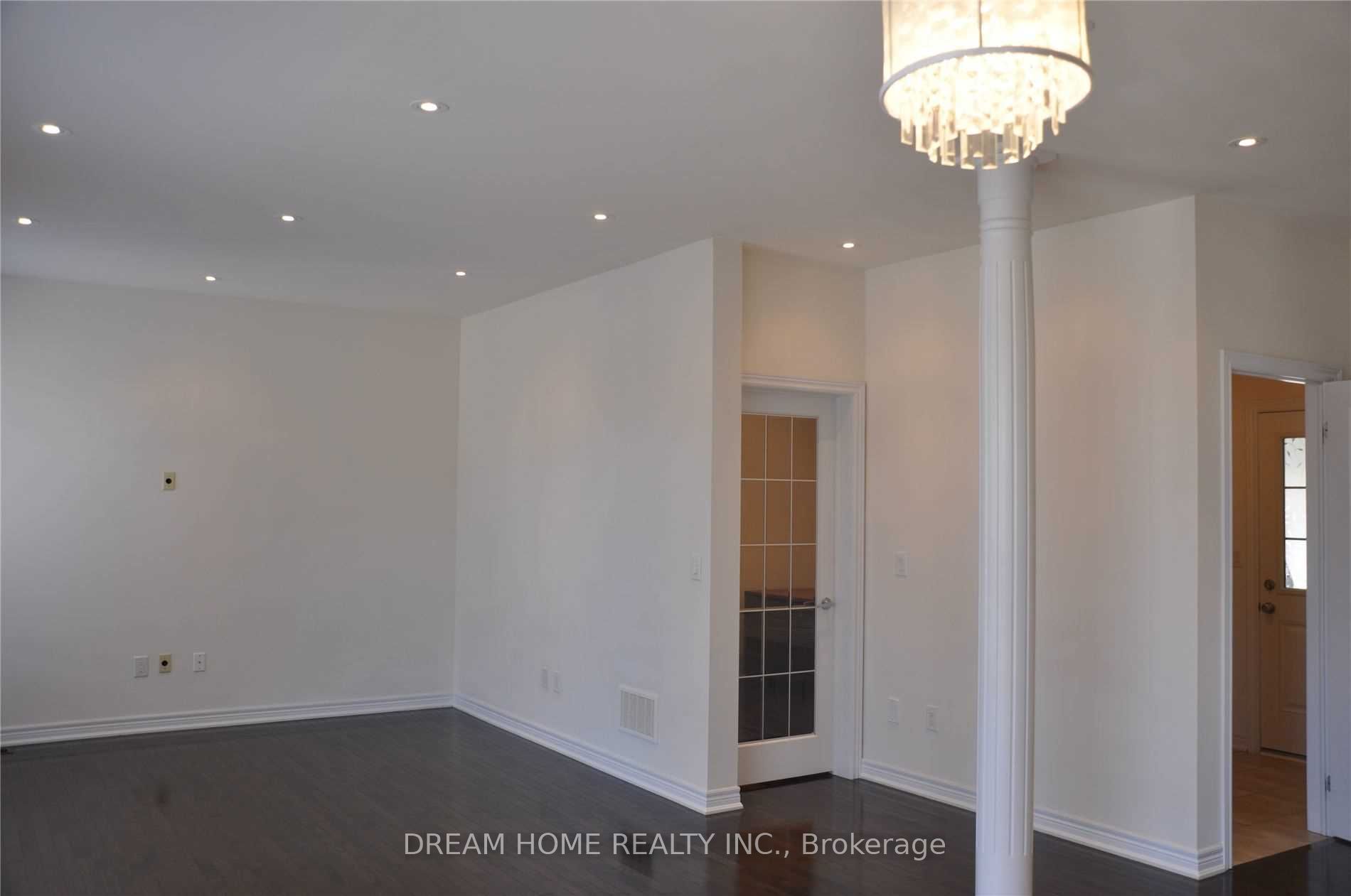 17 Philips Lake Court