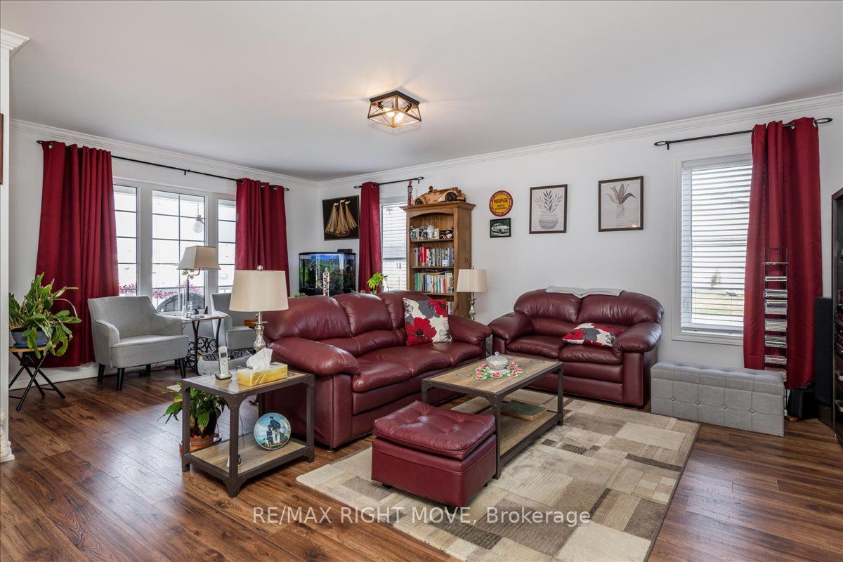 1 Sinclair Crescent