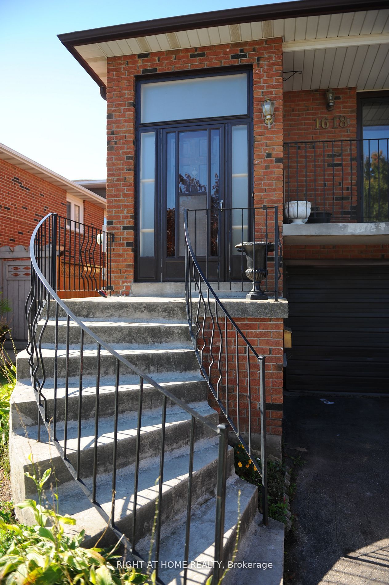 1618 Corkstone Glade Upper