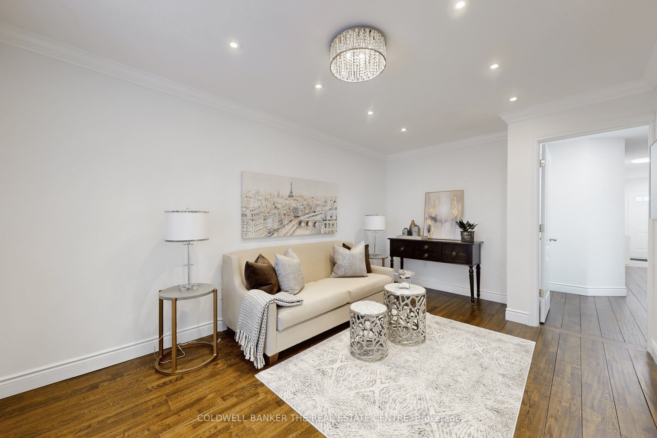 217 Stonebriar Drive N