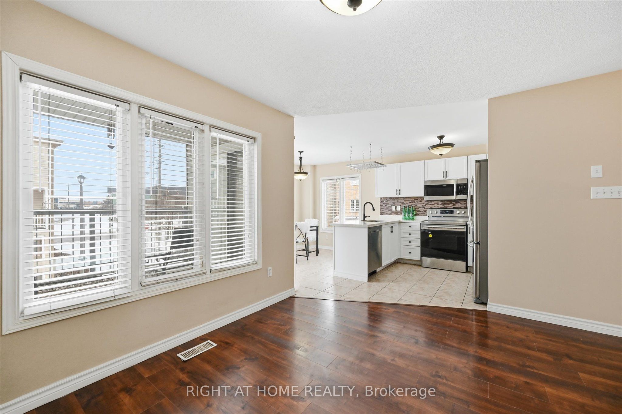 5110 Fairview Street 32