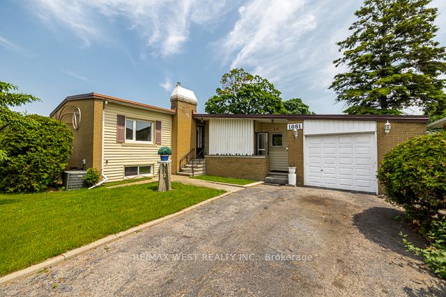 1081 Islington Avenue