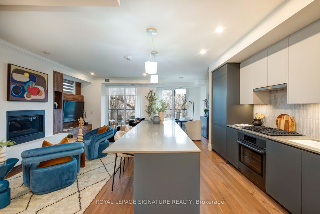 Photo of 285 Avenue Road #303, Toronto, ON M4V 2G8 (MLS # C12981206)