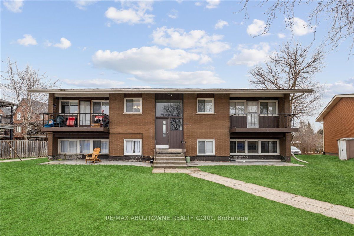 Photo 1 of 27 — 2350 Queensway Drive 3, Burlington, ON L7R 3T3