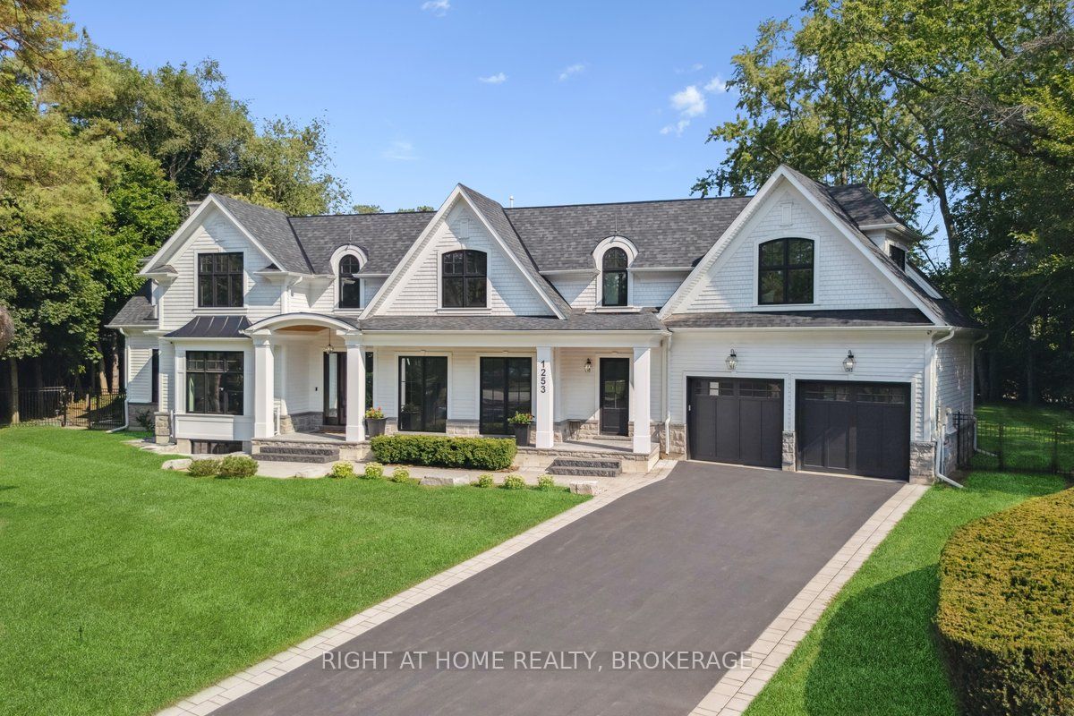 1253 Crawford Court