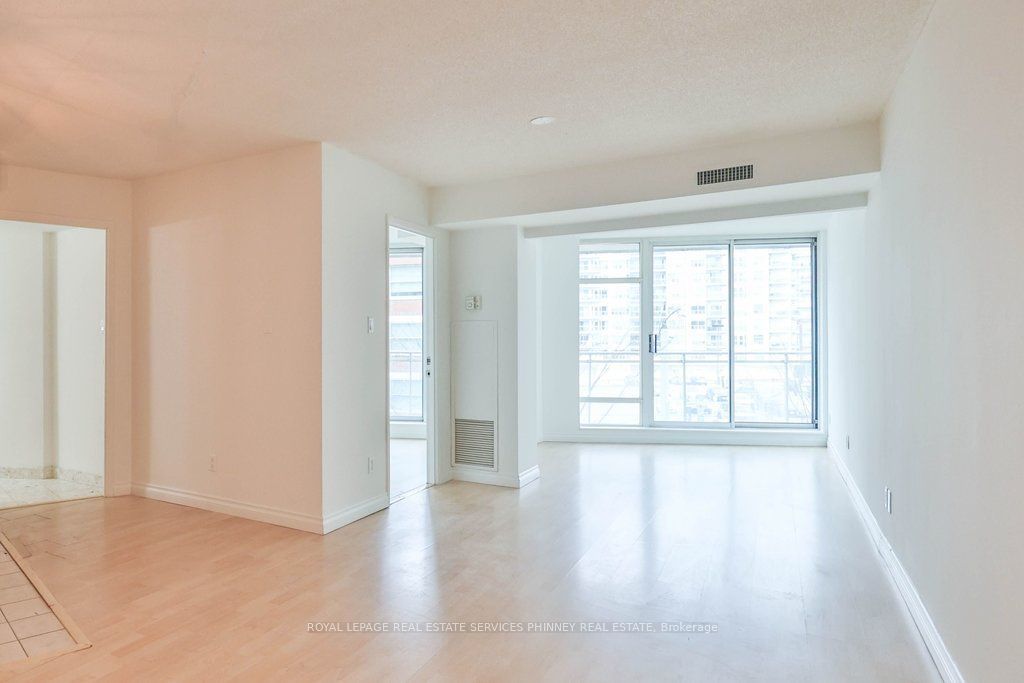 Photo of 650 Queens Quay W #302, Toronto, ON M5V 3N2 (MLS # C12820580)