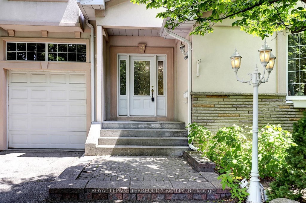 Photo of 27 Shadwick Drive, Toronto, ON M9R 2V6 (MLS # W13454174)
