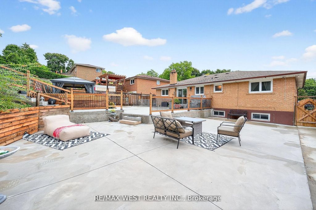 Photo of 54 Barker Avenue, Toronto, ON M9V 4A1 (MLS # W12484333)