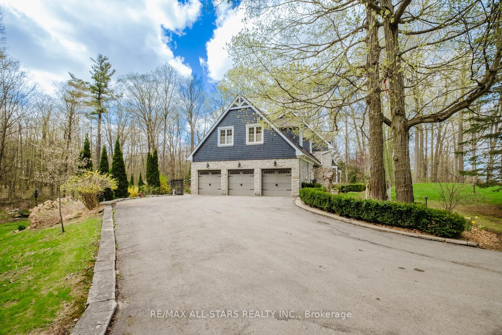 12 Oakview Place