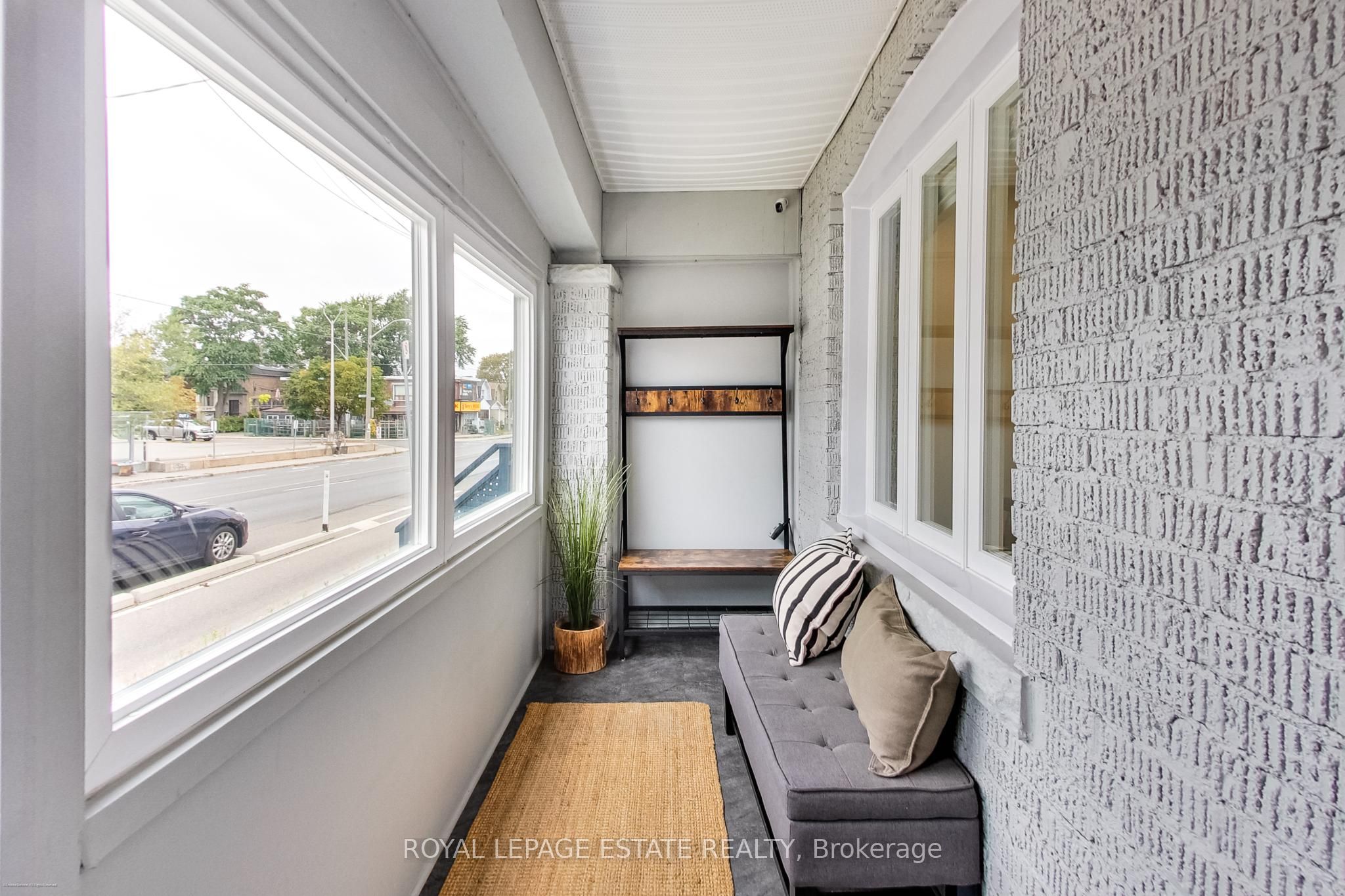 1265 Woodbine Avenue