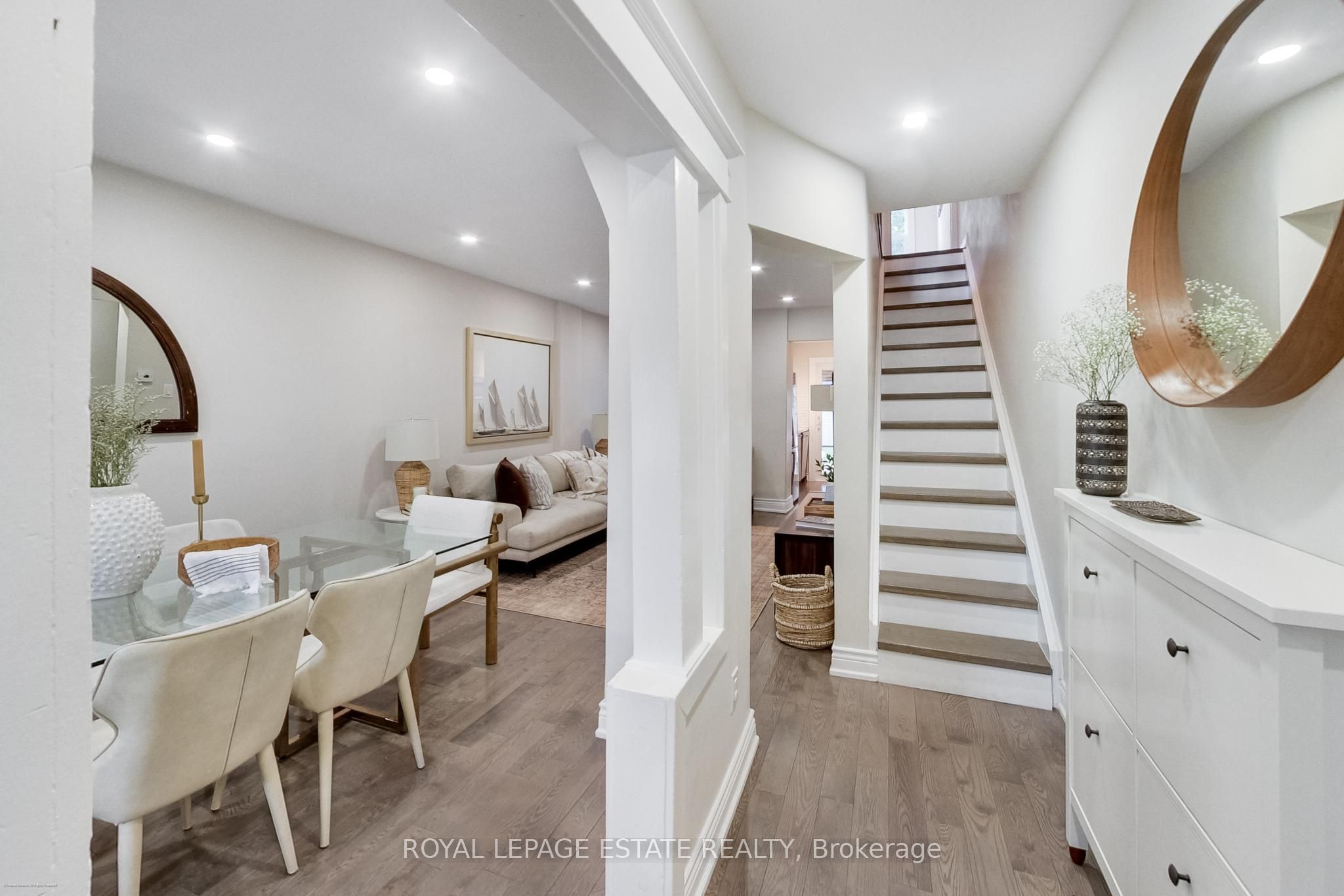1265 Woodbine Avenue