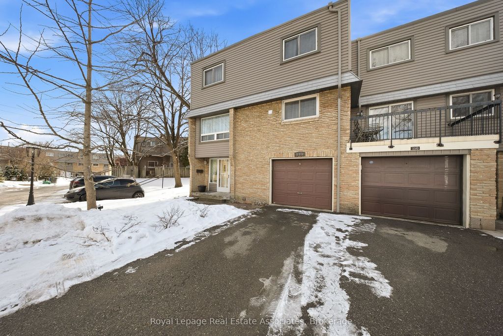 Photo of 2315 Bromsgrove Road #111, Mississauga, ON L5J 4A6 (MLS # W12819170)