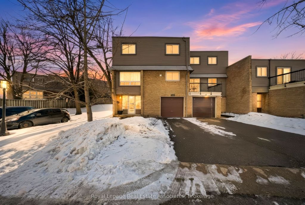 Photo of 2315 Bromsgrove Road #111, Mississauga, ON L5J 4A6 (MLS # W12819170)