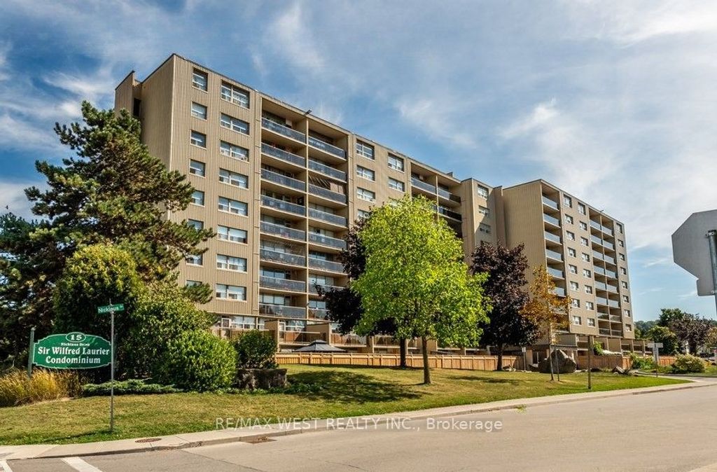 Photo of 15 Nicklaus Drive #809, Hamilton, ON L8K 5J5 (MLS # X12681884)